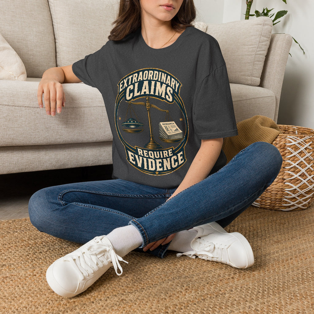 T-Shirt — "Extraordinary Claims Require Evidence" Vintage Science Skeptic Tee