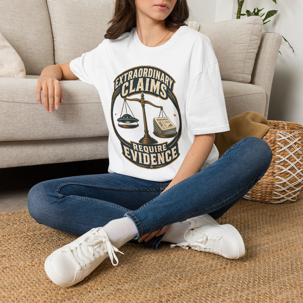 T-Shirt — "Extraordinary Claims Require Evidence" Vintage Science Skeptic Tee