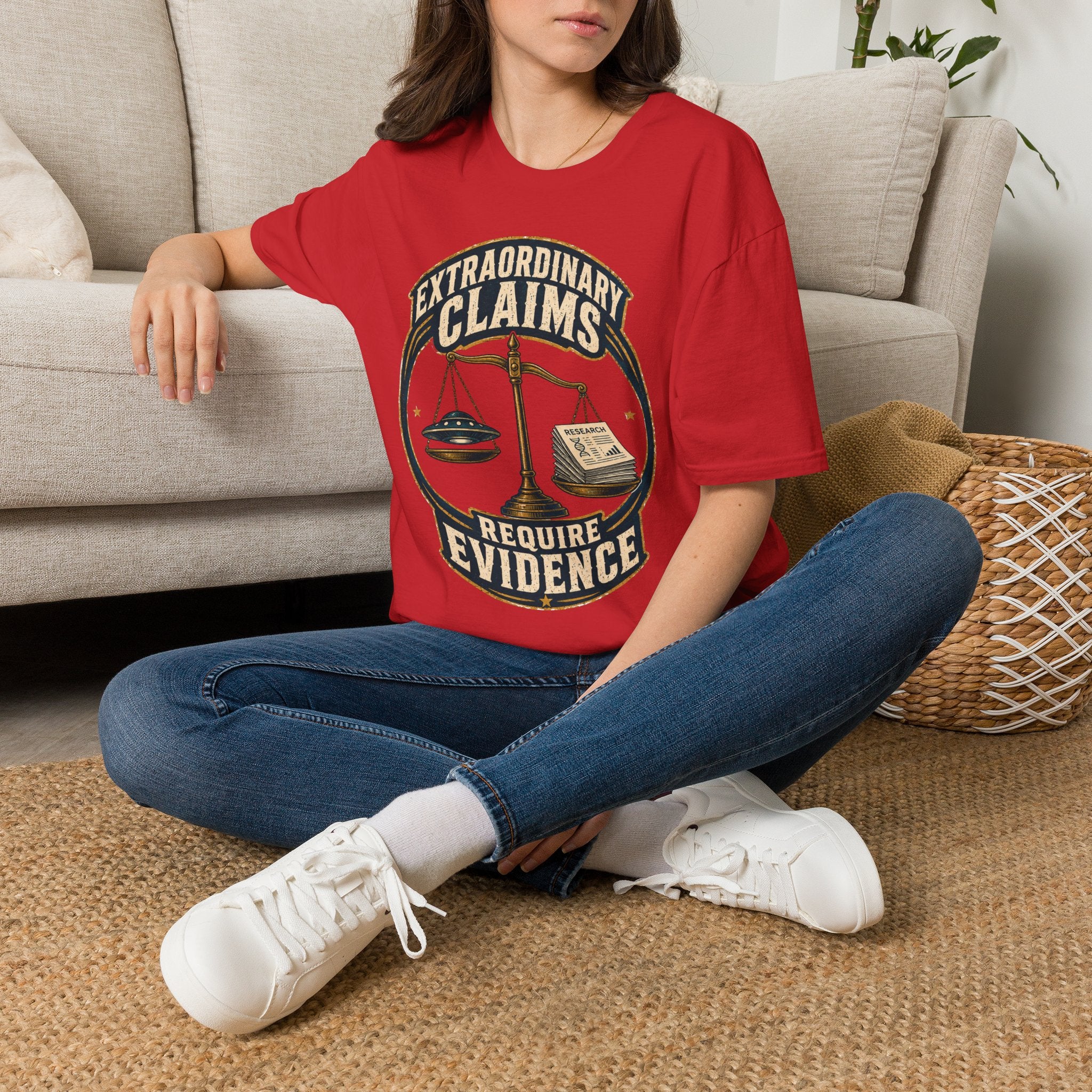 T-Shirt — "Extraordinary Claims Require Evidence" Vintage Science Skeptic Tee